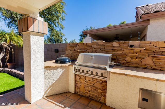 7421 S Kachina Drive, Tempe, AZ 85283