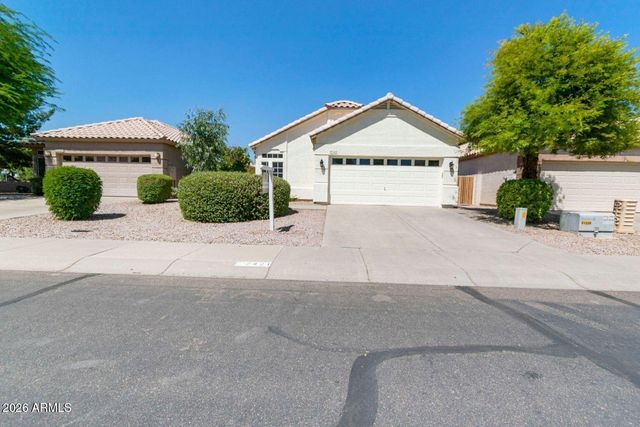 7421 S Kachina Drive, Tempe, AZ 85283