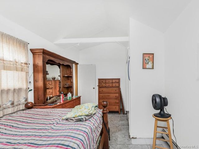 354 Thieriot Avenue, Bronx, NY 10473