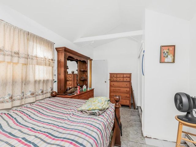 354 Thieriot Avenue, Bronx, NY 10473