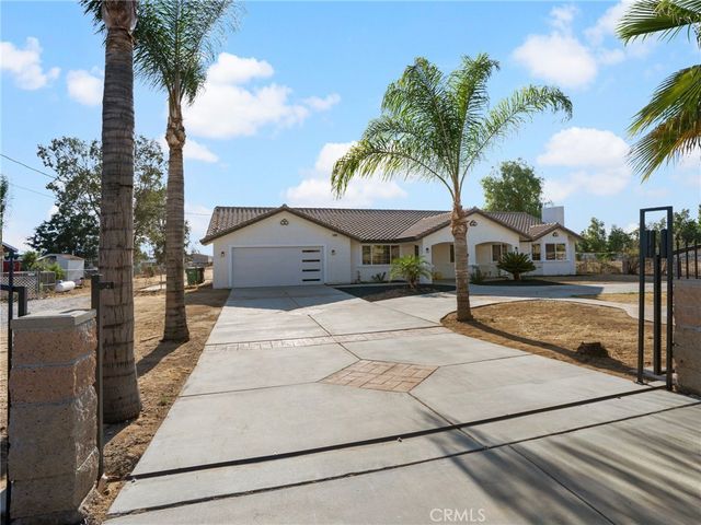 20055 El Nido, Perris, CA 92571