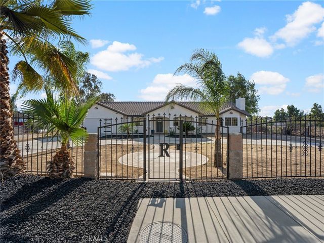 20055 El Nido, Perris, CA 92571