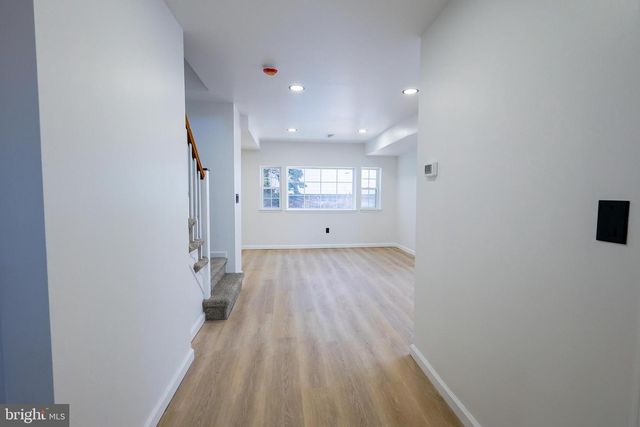 21 N RODNEY DR, Wilmington, DE 19809