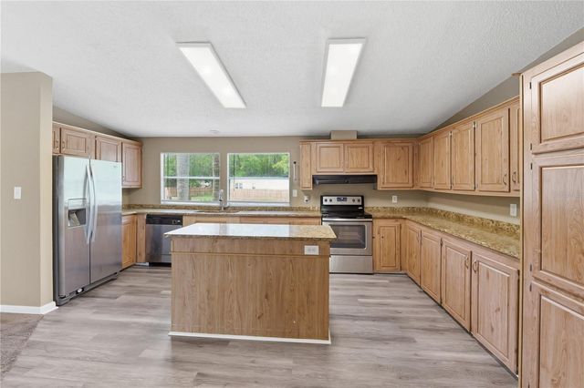 3205 OAKLAND ROAD S, Lakeland, FL 33801