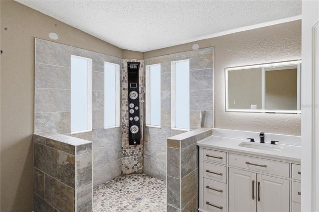 3205 OAKLAND ROAD S, Lakeland, FL 33801