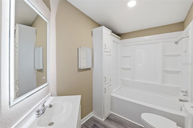 3205 OAKLAND ROAD S, Lakeland, FL 33801