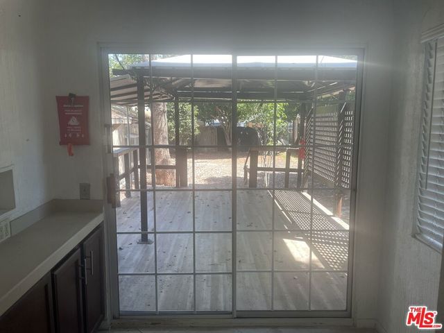 11209 Hatteras Street, North Hollywood, CA 91601