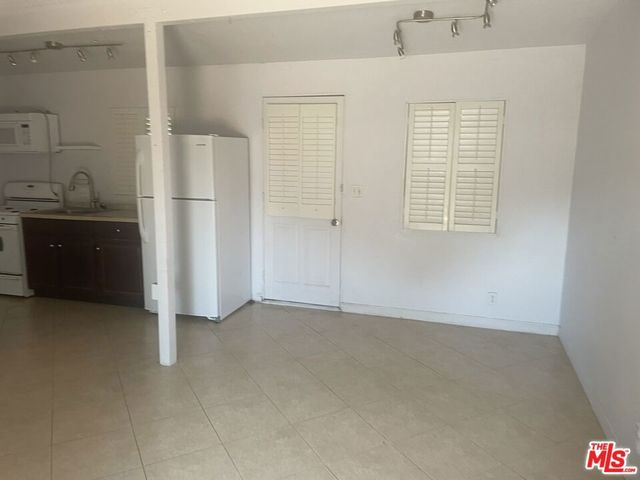 11209 Hatteras Street, North Hollywood, CA 91601
