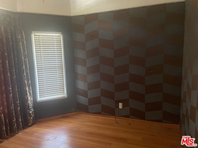 11209 Hatteras Street, North Hollywood, CA 91601