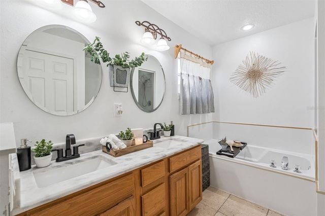 23211 OUTBACK LANE, Eustis, FL 32736