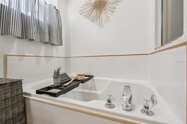 23211 OUTBACK LANE, Eustis, FL 32736