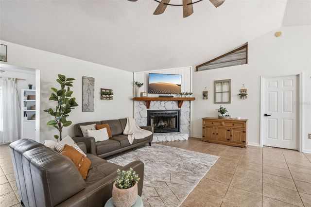 23211 OUTBACK LANE, Eustis, FL 32736