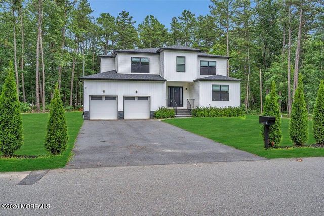 16 Second Lane, Manchester, NJ 08759