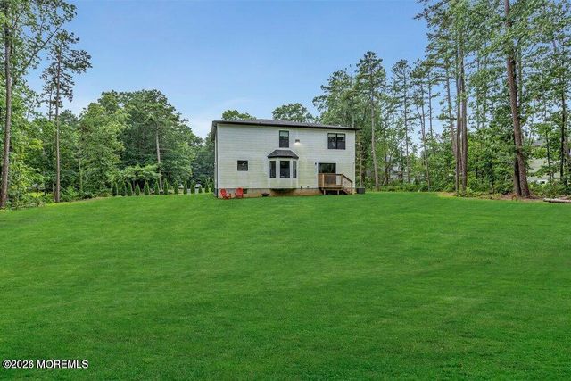 16 Second Lane, Manchester, NJ 08759