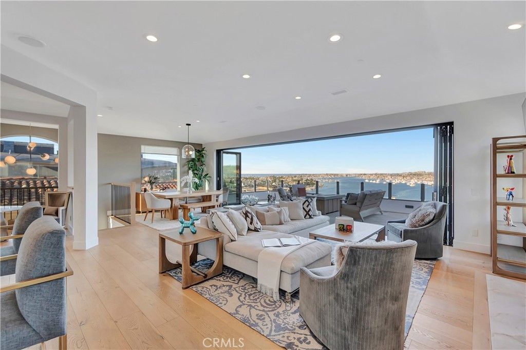 221 Carnation Avenue, Corona Del Mar, CA 92625 — photo 3