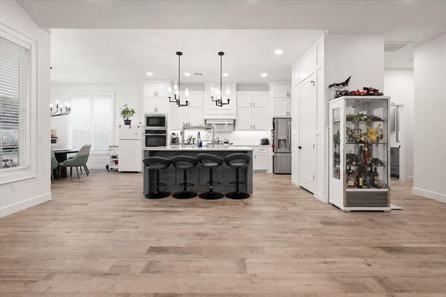 15805 Capri Lane, Edmond, OK 73013