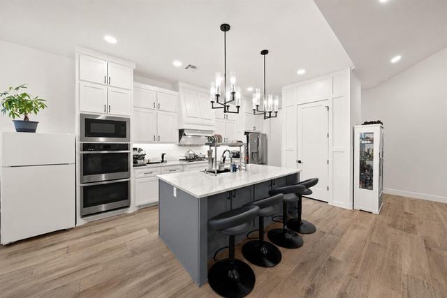 15805 Capri Lane, Edmond, OK 73013