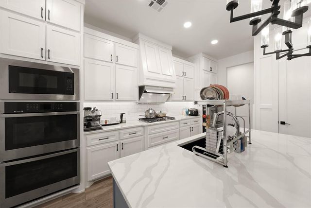 15805 Capri Lane, Edmond, OK 73013