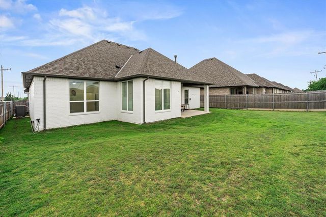 15805 Capri Lane, Edmond, OK 73013