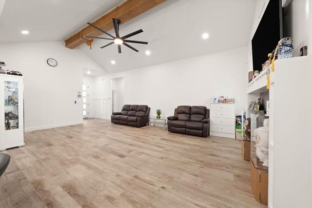 15805 Capri Lane, Edmond, OK 73013