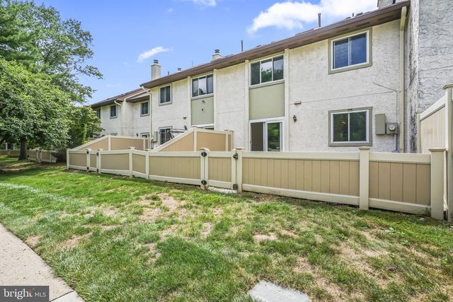 95 THOREAU DR, Plainsboro, NJ 08536