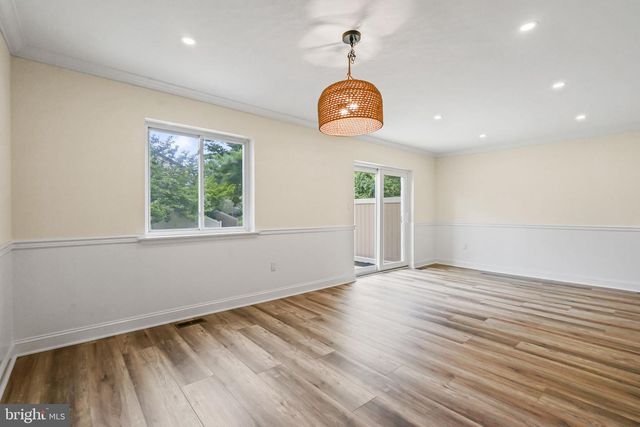 95 THOREAU DR, Plainsboro, NJ 08536