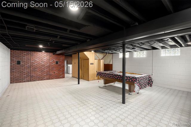 2832 Dashwood Drive Drive, Troy, MI 48083