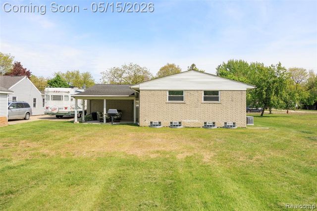 2832 Dashwood Drive Drive, Troy, MI 48083