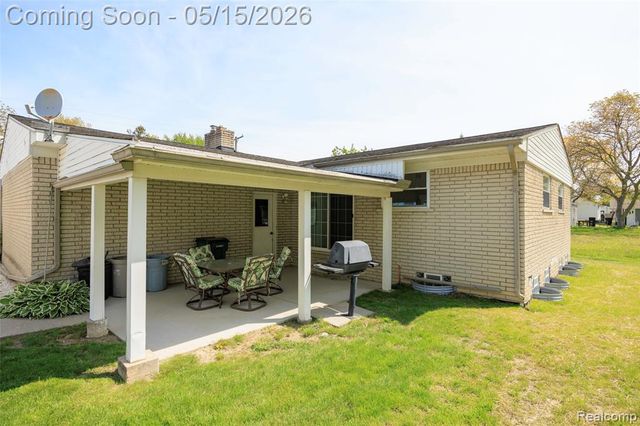 2832 Dashwood Drive Drive, Troy, MI 48083