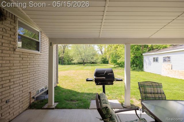 2832 Dashwood Drive Drive, Troy, MI 48083