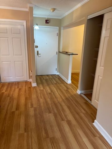 1500 Worcester Road 605, Framingham, MA 01702