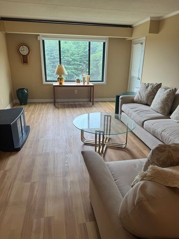 1500 Worcester Road 605, Framingham, MA 01702