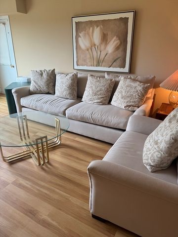 1500 Worcester Road 605, Framingham, MA 01702