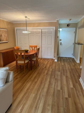 1500 Worcester Road 605, Framingham, MA 01702