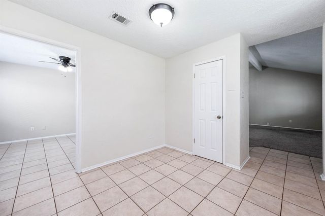 17102 Coachmaker Drive, Friendswood, TX 77546