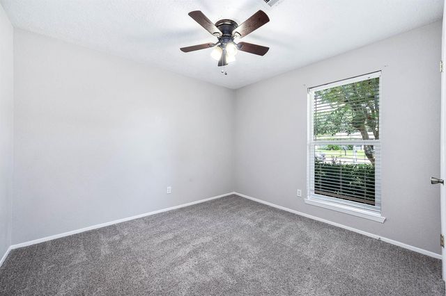 17102 Coachmaker Drive, Friendswood, TX 77546