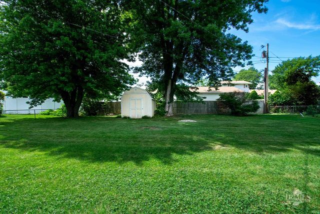 4605 N Terri Lane, Muncie, IN 47303