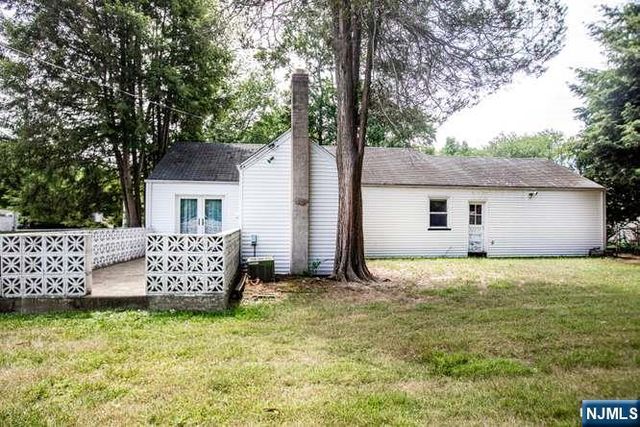 4 Beverly Road, Glen Rock, NJ 07452