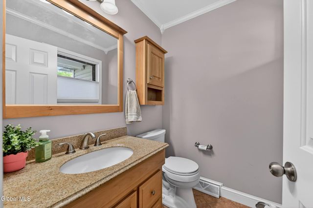504 Nathaniel Drive, Guilderland, NY 12303
