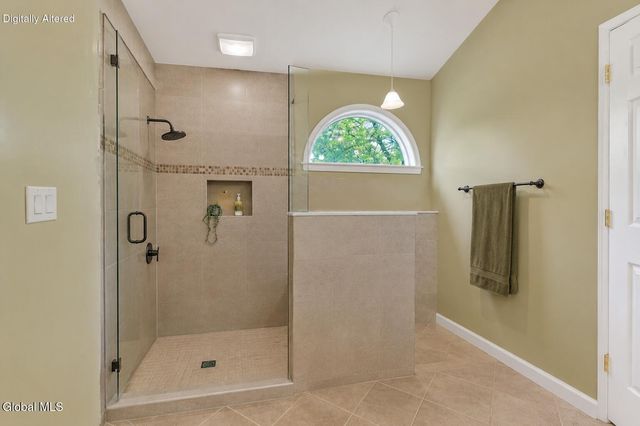 504 Nathaniel Drive, Guilderland, NY 12303