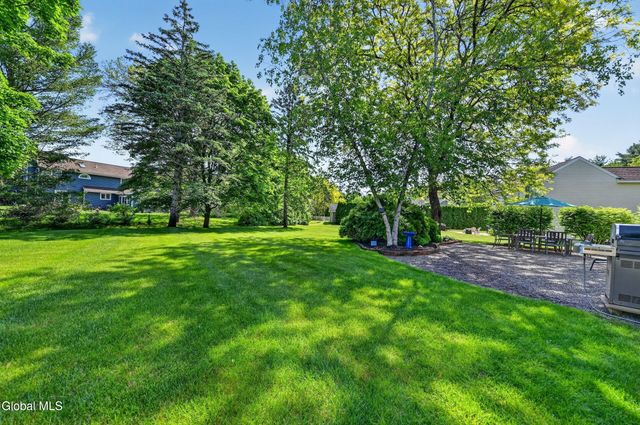 504 Nathaniel Drive, Guilderland, NY 12303