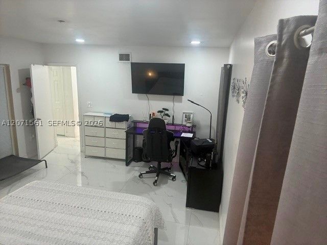 846 W 32nd St 1, Hialeah, FL 33012