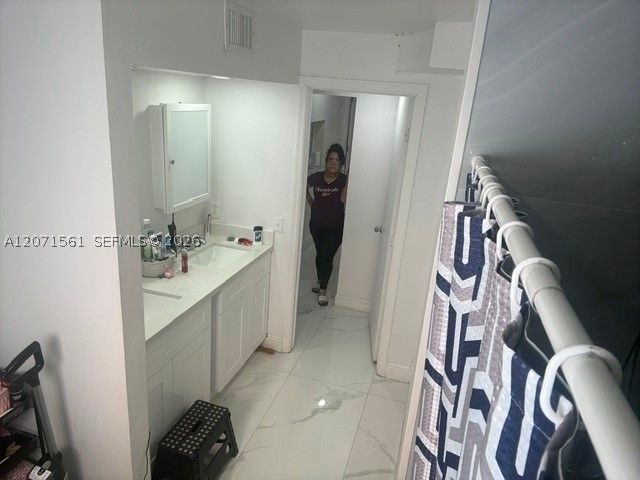 846 W 32nd St 1, Hialeah, FL 33012
