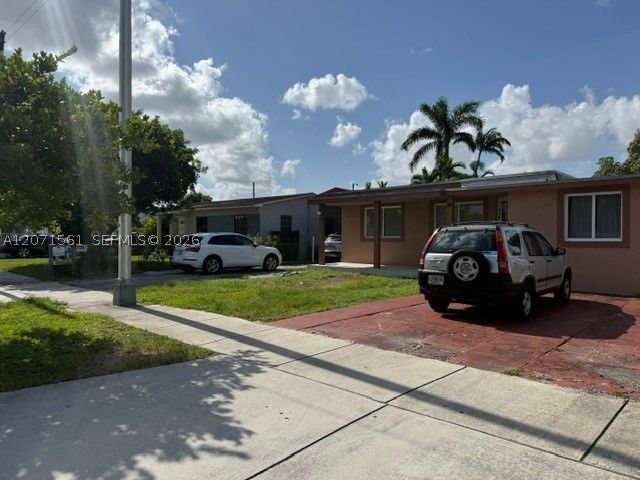846 W 32nd St 1, Hialeah, FL 33012