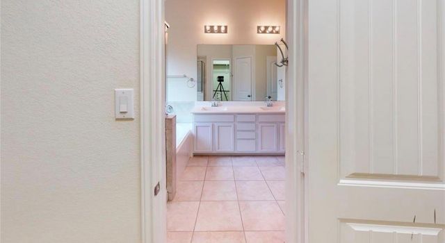 516 Fieldhaven Court, La Marque, TX 77568