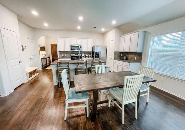 516 Fieldhaven Court, La Marque, TX 77568