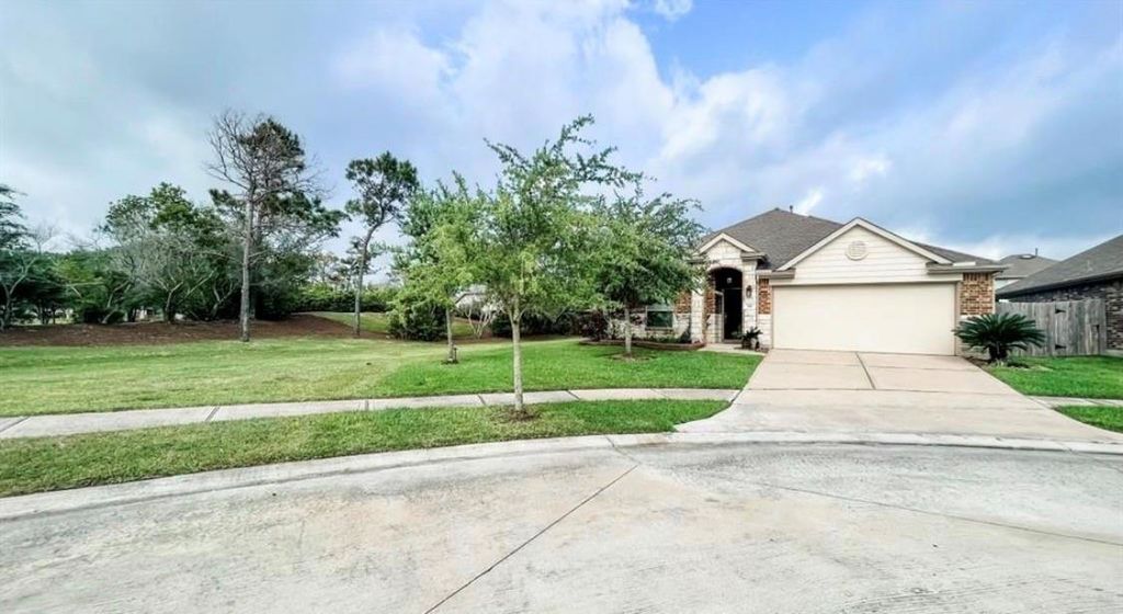 516 Fieldhaven Court, La Marque, TX 77568