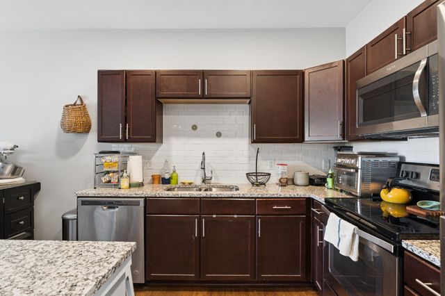 1122 Litton Ave Apt 319, Nashville, TN 37216