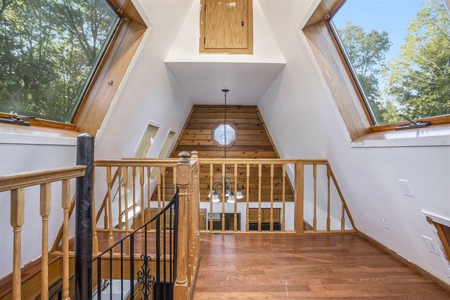 3229 W Shore Drive, Battle Creek, MI 49017