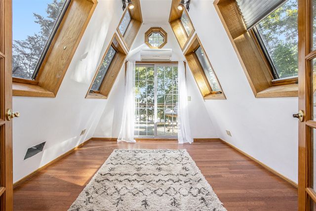 3229 W Shore Drive, Battle Creek, MI 49017